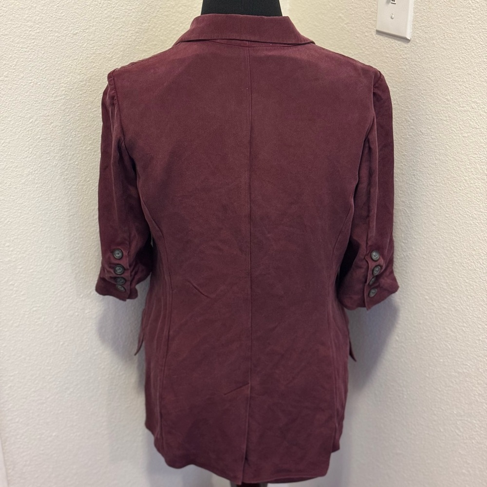 Elizabeth And James Essential Crepe Blazer SILK Burgundy 8 - Picture 2 of 7